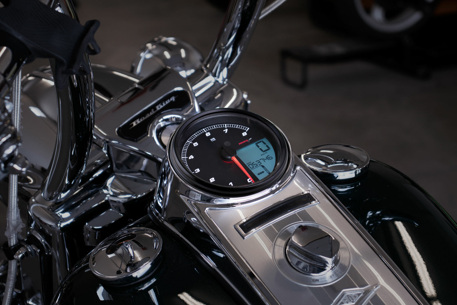 Hd 05 4.5" Gauge Black Bezel `04 17fxd 04 10fxst 04 13flhr
