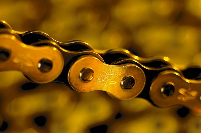 RENTHAL MX CHAIN R1 420 SPRING LINK