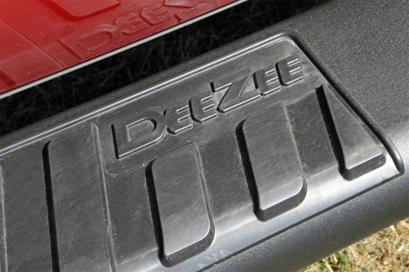 Deezee 99-23 Chevrolet/GMC/Dodge/Ford Full Size Truck Tubes - 6In Oval - Black Steel (RegCab)
