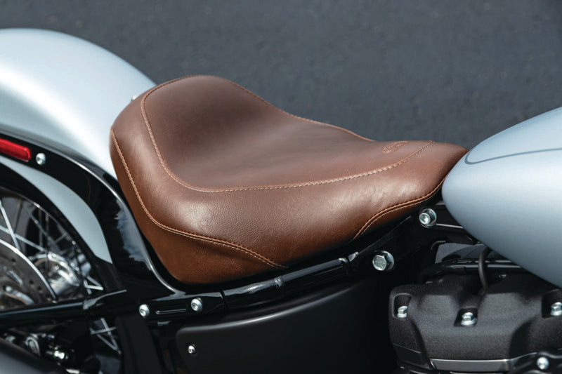Mustang 18-21 Harley Softail Slim Wide Tripper Solo Seat - Brown