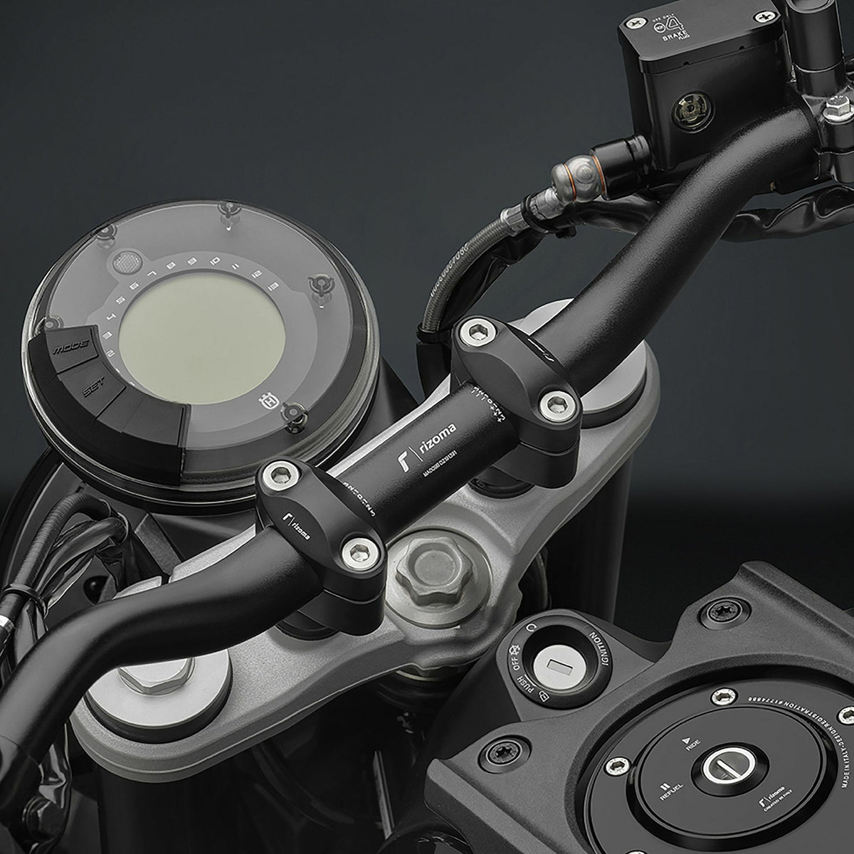 Handlebar Tapered Black Dia 22 29mm/H 55mm/W 740mm