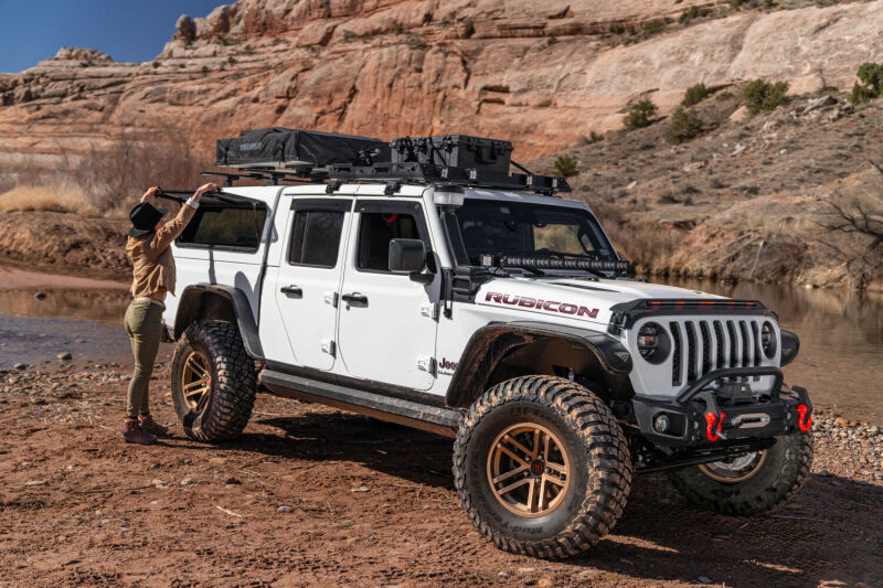 AMP Research 20-24 Jeep JT Gladiator (Launch/Overlnd/Rubicon/Sport/Sport S) PowerStep XL - Black