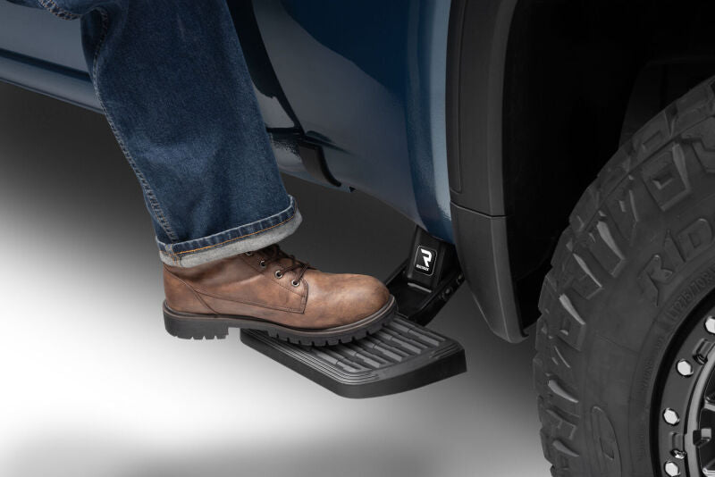 AMP Research 19-22 Chevrolet/GMC Silverado/Sierra 1500 Short Bed BedStep2 - Black