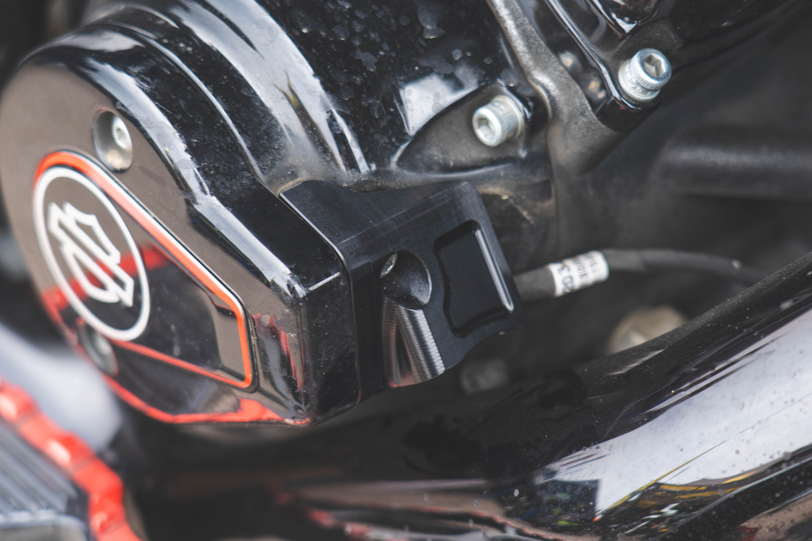 Cam Proximity Sensor Cover Black L`23 24 Cvo