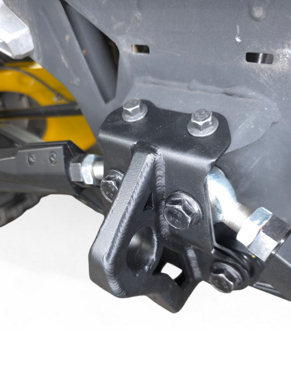 Elektric Offroad 24-26 Can Am Maverick R Sheet Metal Radius Rod Plate (2 Seat)