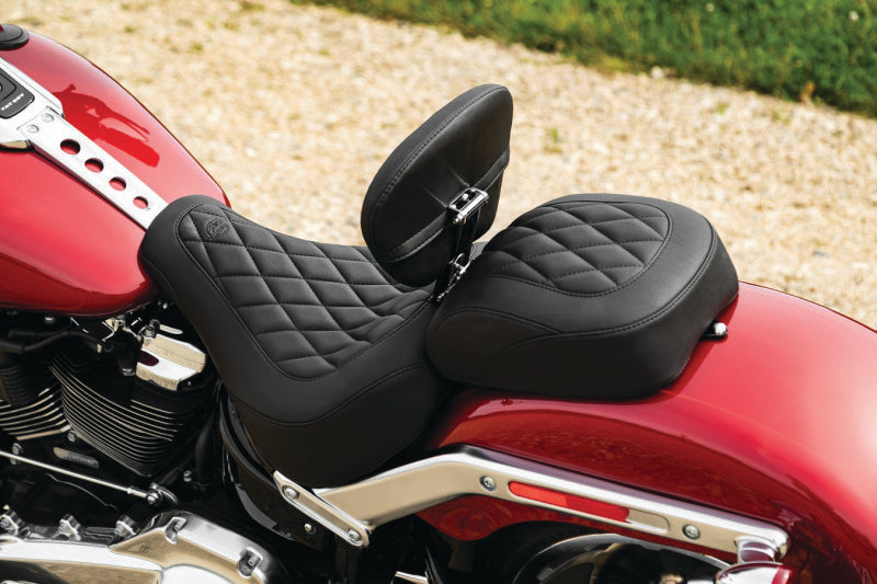 Mustang 18-21 Harley Fat Boy Wide Tripper Passenger Seat Diamond Stitch - Black