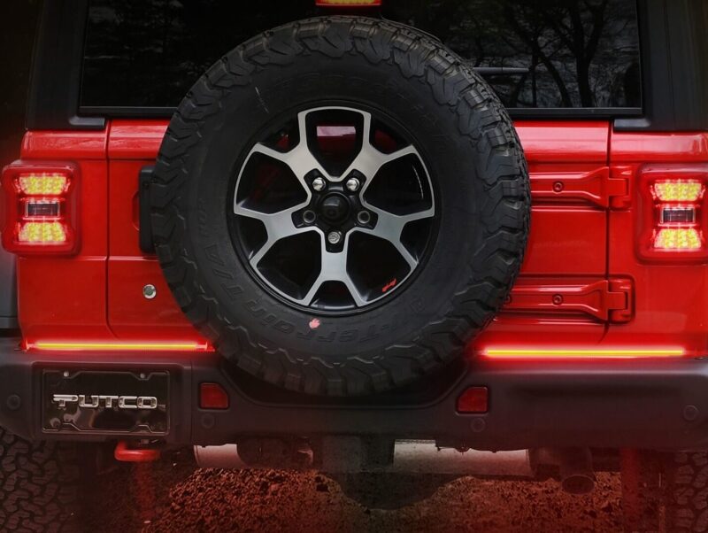 Putco 2019+ Ram 1500/Jeep Wrangler JK/JL 18in Red Split Blade LED Tailgate Light Bar (Pair)