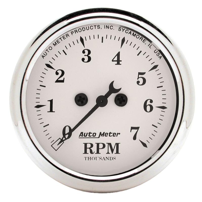 AutoMeter Gauge Kit 2 Pc. Quad & Speedometer 3-3/8in. Old Tyme White