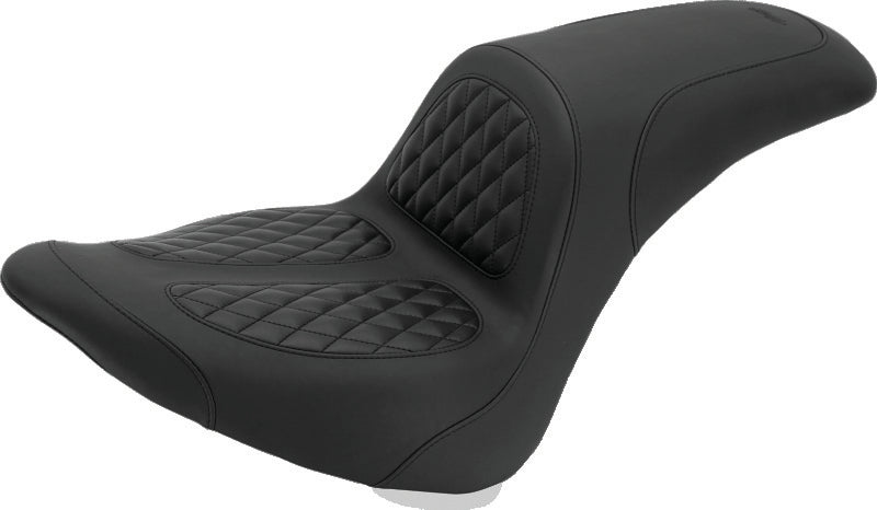 Mustang 06-17 Harley Softail Wide Tire (200mm) Fastback 1PC Seat w/Diamond Stitch - Black