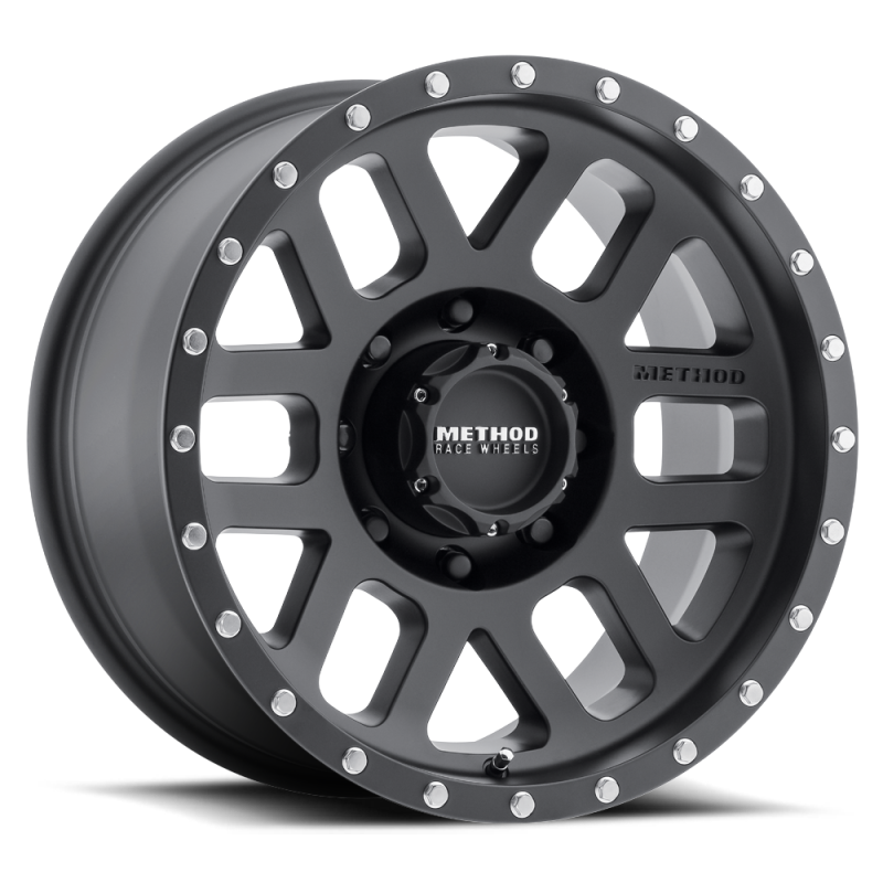 Method MR306 Mesh 18x9 -12mm Offset 8x170 130.81mm CB Matte Black Wheel