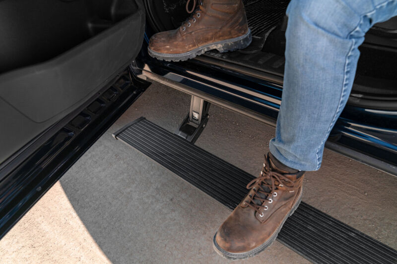 AMP Research 2019 Ram 2500 PowerStep Plug N Play - Black (Fits Gas Models Only - All Cabs)