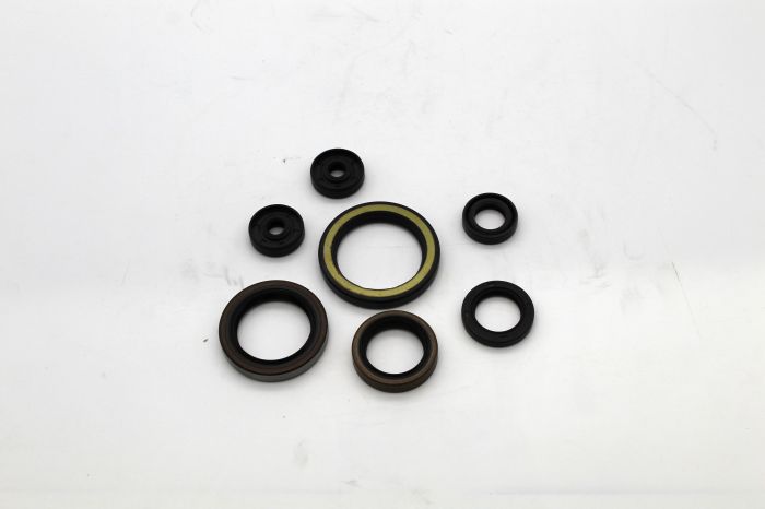 COMETIC OIL SEAL KIT