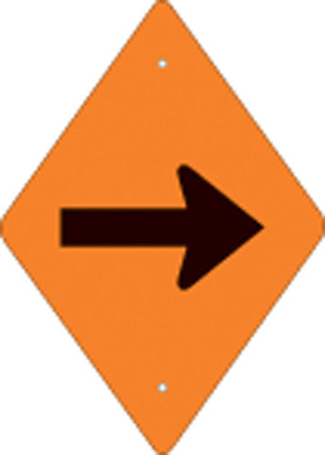 ORANGE PLASTIC REFLECTIVE TRAIL BLAZER HORIZONTAL ARROW