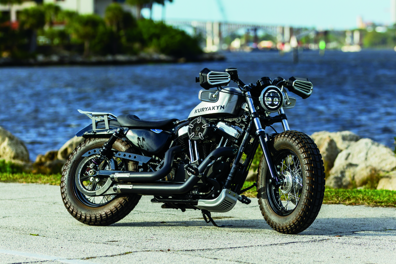 Kuryakyn Dillinger Handguards Silver