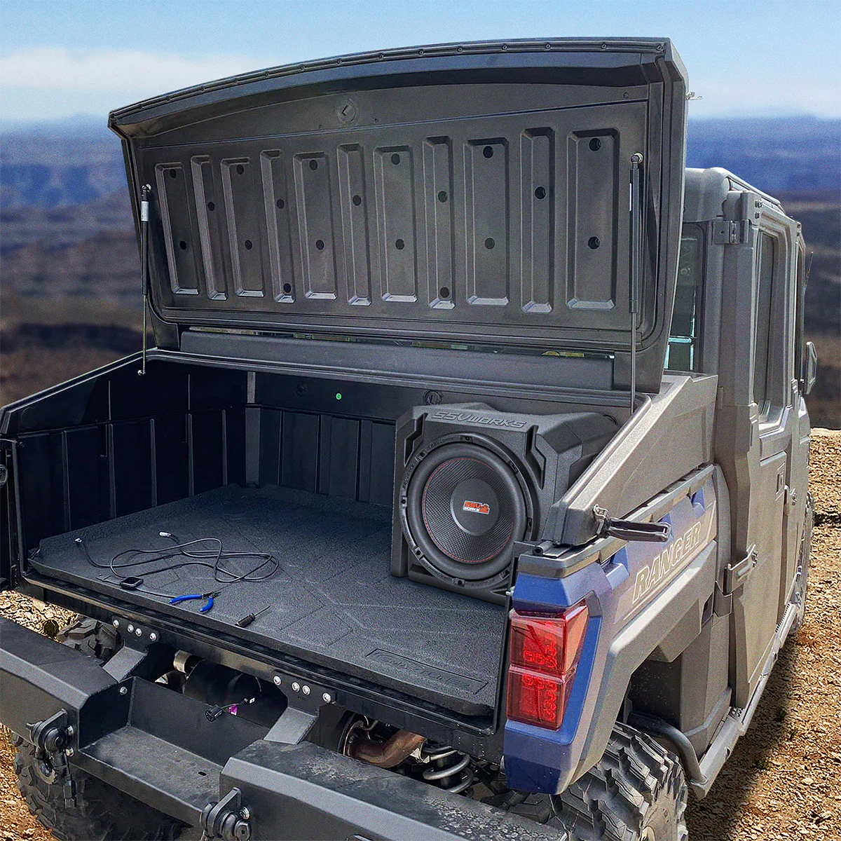 Universal Sub Box W/10" Sub/No Amp