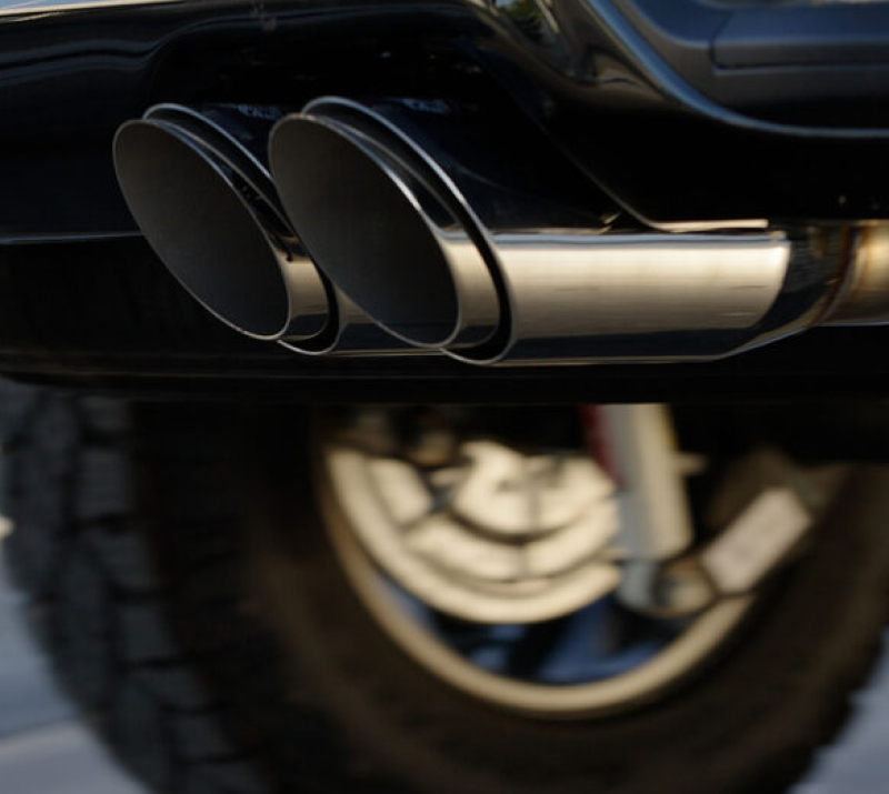 Vance &amp; Hines Chevy 2019-2023 Silverado 1500 Twin Slash 5.3L Catback Exhaust