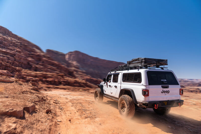 AMP Research 20-24 Jeep JT Gladiator (Launch/Overlnd/Rubicon/Sport/Sport S) PowerStep XL - Black