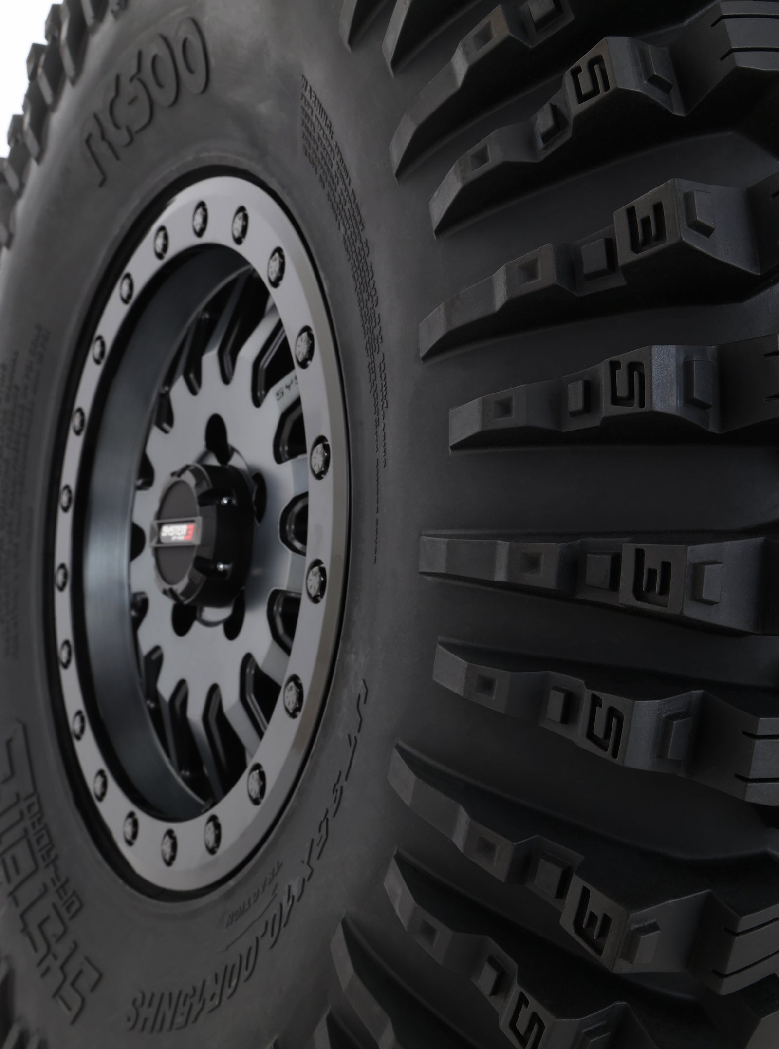 Tire Rc500 37x10r15