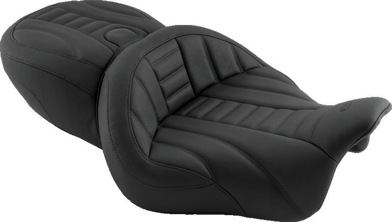 Mustang 15-21 Harley Freewheeler Super Touring Deluxe 1PC Seat - Black