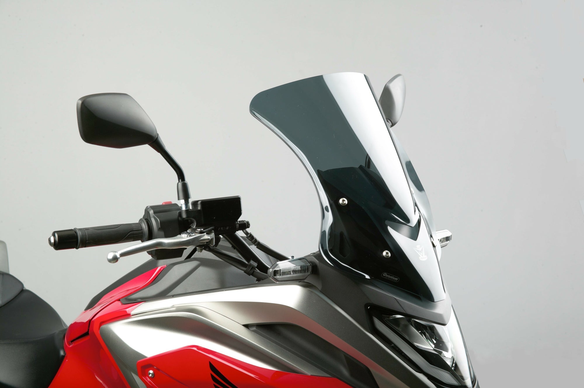 Vstream Windscreen Low Dark Tint Hon