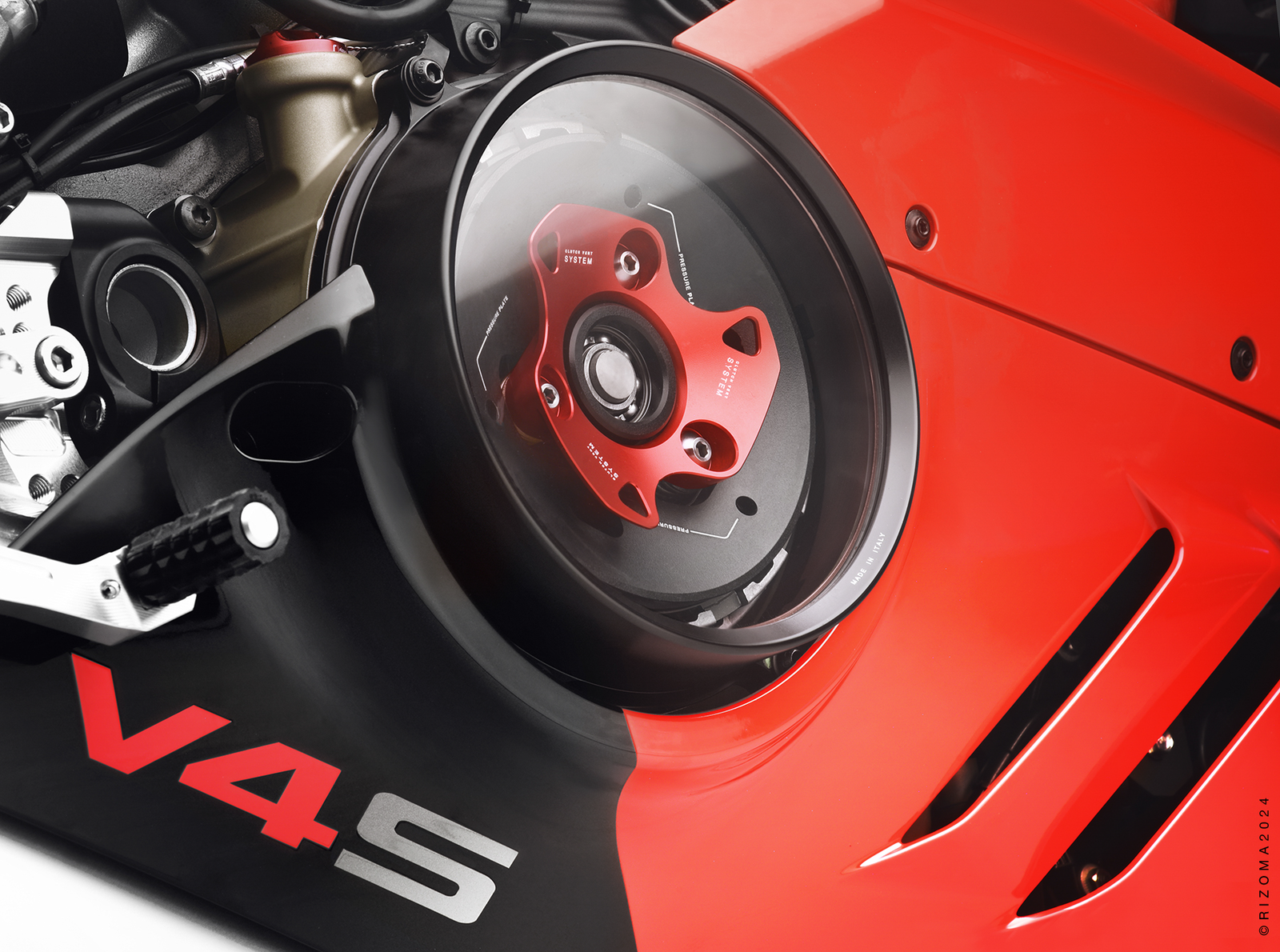 Clutch Cover Red Duc V4