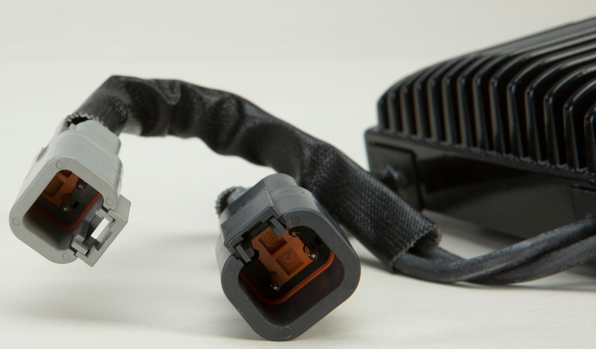 Regulator Black Dyna `06 07 OEM 74631 06