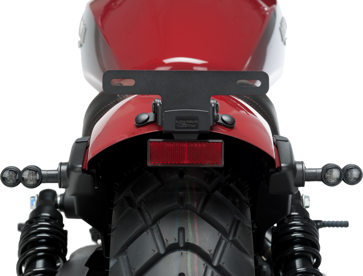 License Support `18 25 Scout Bobber