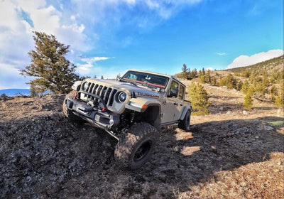 Oracle Jeep JL/Gladiator JT Oculus Switchback Bi-LED Projector Headlights - Amber/White Switchback