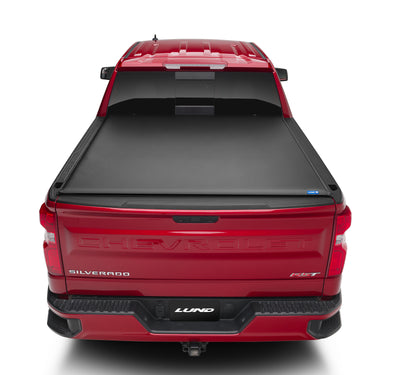 Lund 07-17 Chevy Silverado 1500 (5.5ft. Bed) Genesis Roll Up Tonneau Cover - Black